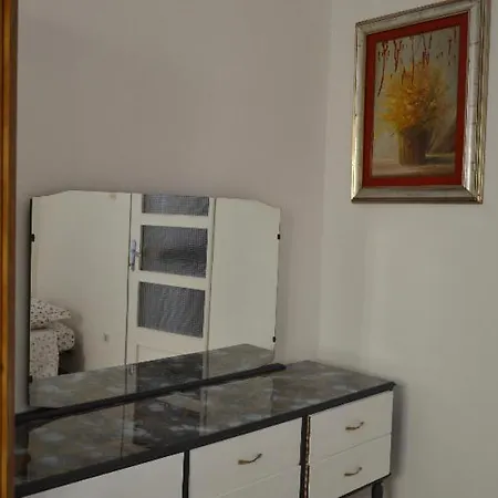 Flat In Centro شقة